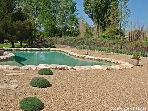 South France - Avignon Region - 3 Bedroom - Mas accommodation bed breakfast - other (PR-158) photo 18 of 20