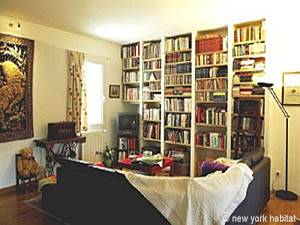 South France - Avignon Region - 3 Bedroom - Mas accommodation bed breakfast - living room (PR-158) photo 2 of 5