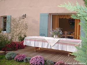 South France - Avignon Region - 3 Bedroom - Mas accommodation bed breakfast - other (PR-158) photo 7 of 20