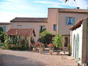 South France - Avignon Region - 3 Bedroom - Mas accommodation bed breakfast - other (PR-158) photo 8 of 20