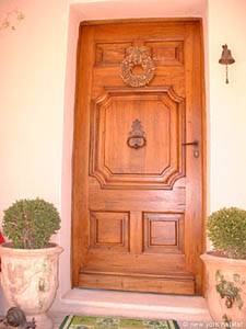 South France - Avignon Region - 3 Bedroom - Mas accommodation bed breakfast - other (PR-158) photo 2 of 20
