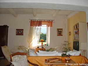 South France - Avignon Region - 3 Bedroom - Mas accommodation bed breakfast - living room (PR-158) photo 1 of 5