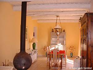 South France - Avignon Region - 3 Bedroom - Mas accommodation bed breakfast - Apartment reference PR-158