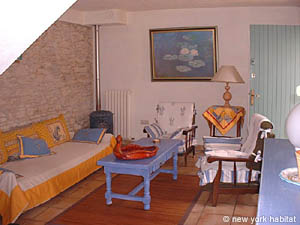 S&uuml;dfrankreich - Avignon und Umgebung - 2 Zimmer - Mas ferienwohnung - wohnzimmer (PR-159) photo 2 von 3