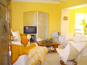 Sud della Francia - Regione di Avignone - 4 Camere - Mas affitto bed breakfast - soggiorno (PR-165) photo 3 di 12