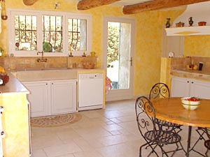 Sud della Francia - Regione di Avignone - 4 Camere - Mas affitto bed breakfast - cucina (PR-165) photo 4 di 6