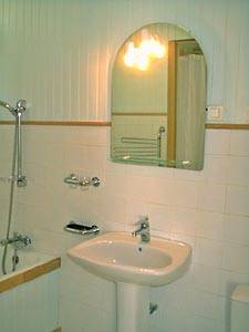 S&uuml;dfrankreich 3 Zimmer ferienwohnung badezimmer 1 photo 10