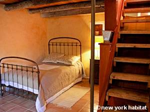 South of France - Provence - 5 Bedroom - Mas accommodation - bedroom 2 (PR-192) photo 1 of 3