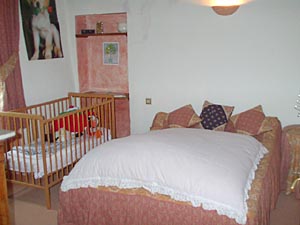 Sud de la France - Avignon et sa r&eacute;gion - T4 - Mas appartements location vacances - chambre 3 (PR-231) photo 1 de 3