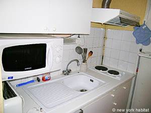 South France - Aix en Provence - Marseilles - Studio - Villa accommodation - kitchen (PR-232) photo 3 of 3