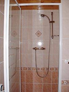 Sur de Francia - Provenza - 1 Dormitorio - Villa alojamiento - baño (PR-235) photo 2 de 4 Sur de Francia - Provenza - 1 Dormitorio - Villa alojamiento - baño (PR-235) photo 2 de 4