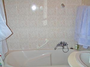 S&uuml;dfrankreich 2 Zimmer ferienwohnung - badezimmer (PR-244) photo 2 von 2