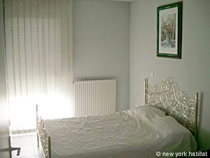 Sud de la France - Montpellier et sa r&eacute;gion - T3 appartements location vacances - chambre 2 (PR-297) photo 1 de 1