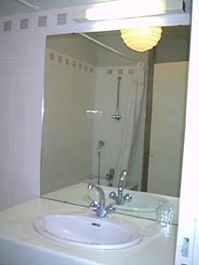Sur de Francia - Regi&oacute;n de Montpellier - 3 Dormitorios apartamento - ba&ntilde;o 2 (PR-298) photo 1 de 2