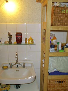 South France - Southern Alps - Studio apartment - bathroom (PR-306) photo 2 of 3