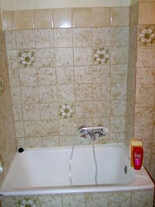 S&uuml;dfrankreich - Aix en Provence - Marseille - Studiowohnung ferienwohnung - badezimmer (PR-311) photo 1 von 2