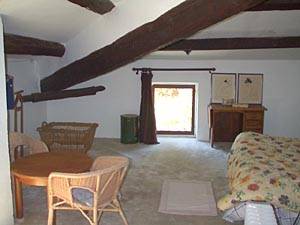 Sud de la France - Avignon et sa r&eacute;gion - T3 appartements location vacances - chambre 1 (PR-314) photo 2 de 2