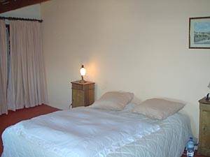 Sud de la France - Avignon et sa r&eacute;gion - T3 appartements location vacances - chambre 2 (PR-314) photo 1 de 2
