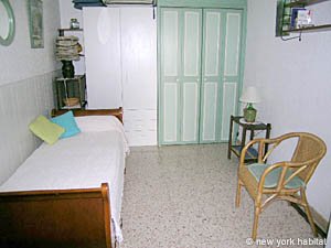 South France - Aix en Provence - Marseilles - Studio accommodation - living room (PR-317) photo 1 of 5
