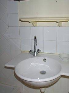 S&uuml;dfrankreich - Aix en Provence - Marseille - Studiowohnung - Villa wohnungsvermietung - badezimmer (PR-336) photo 1 von 3