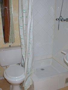 S&uuml;dfrankreich - Aix en Provence - Marseille - Studiowohnung - Villa wohnungsvermietung - badezimmer (PR-336) photo 2 von 3