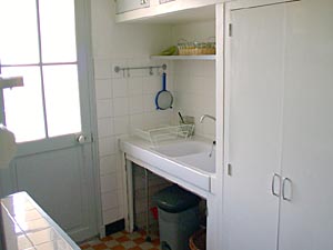 South France 2 Bedrooms accommodation kitchen photo 27