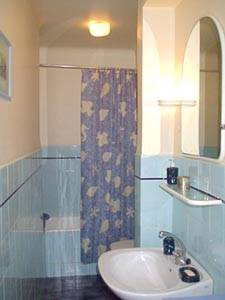 S&uuml;dfrankreich Studiowohnung wohnungsvermietung - badezimmer (PR-366) photo 2 von 2