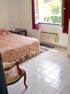 Sur de Francia - Aix en Provence - Marsella - 1 Dormitorio - Villa alojamiento, bed and breakfast - dormitorio (PR-384) photo 2 de 6