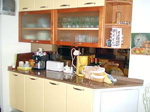 S&uuml;dfrankreich 4 Zimmer - Villa ferienwohnung - k&uuml;che (PR-406) photo 2 von 7