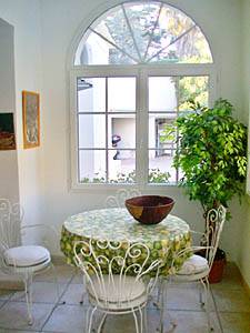 S&uuml;dfrankreich 4 Zimmer - Villa ferienwohnung - k&uuml;che (PR-406) photo 3 von 7