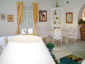 S&uuml;dfrankreich 4 Zimmer - Villa ferienwohnung - wohnzimmer (PR-406) photo 3 von 11