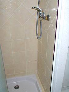 S&uuml;dfrankreich 4 Zimmer - Villa ferienwohnung - badezimmer 2 (PR-406) photo 4 von 9