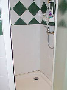 S&uuml;dfrankreich 4 Zimmer - Villa ferienwohnung - badezimmer 3 (PR-406) photo 2 von 3