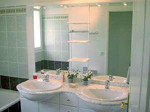 Sud della Francia - Provenza - Luberon - 4 Camere appartamento casa vacanze - bagno 2 (PR-409) photo 1 di 2