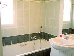 Sud della Francia - Provenza - Luberon - 4 Camere appartamento casa vacanze - bagno 2 (PR-409) photo 2 di 2