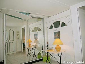 Sud de la France - Aix en Provence - Marseille - T2 logements location appartements - s&eacute;jour (PR-411) photo 3 de 8
