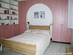 Sud de la France - Aix en Provence - Marseille - T2 logements location appartements - chambre (PR-411) photo 2 de 2