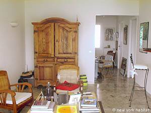 S&uuml;dfrankreich 3 Zimmer ferienwohnung wohnzimmer photo 6