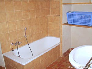 South France 6 Bedrooms accommodation - bathroom 1 (PR-446) photo 2 of 3