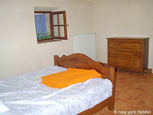 South France 6 Bedrooms accommodation - bedroom 2 (PR-446) photo 1 of 2