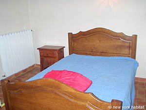 South France 6 Bedrooms accommodation - bedroom 3 (PR-446) photo 1 of 2