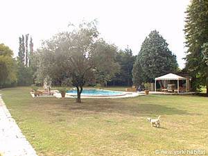 Sud de la France - Avignon et sa r&eacute;gion - T8 appartements bed breakfast - chambre 5 (PR-450) photo 9 de 14