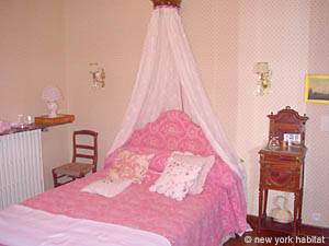 Sud de la France - Avignon et sa r&eacute;gion - T8 appartements bed breakfast - chambre 7 (PR-450) photo 1 de 1