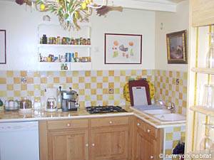 South France - Avignon Region - 3 Bedroom accommodation - kitchen (PR-451) photo 1 of 2
