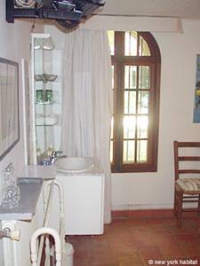 South France - Avignon Region - 3 Bedroom accommodation - bathroom 2 (PR-451) photo 1 of 1