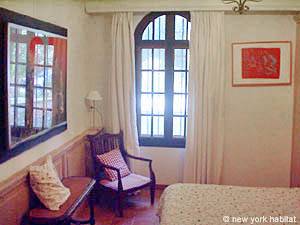 South France - Avignon Region - 3 Bedroom accommodation - bedroom 3 (PR-451) photo 2 of 2