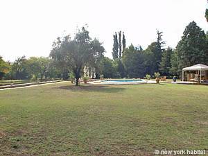 South France - Avignon Region - 3 Bedroom accommodation - other (PR-451) photo 5 of 13