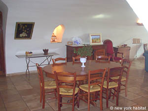 South France 7 Bedrooms - Mas accommodation bed breakfast - living room (PR-453) photo 5 of 9