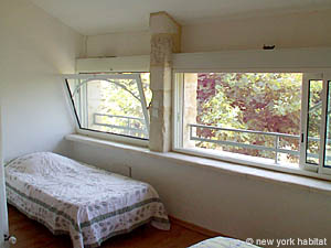 South France 7 Bedrooms - Mas accommodation bed breakfast - bedroom 5 (PR-453) photo 1 of 6