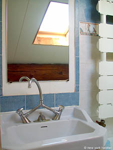 South France 7 Bedrooms - Mas accommodation bed breakfast - bathroom 5 (PR-453) photo 1 of 2